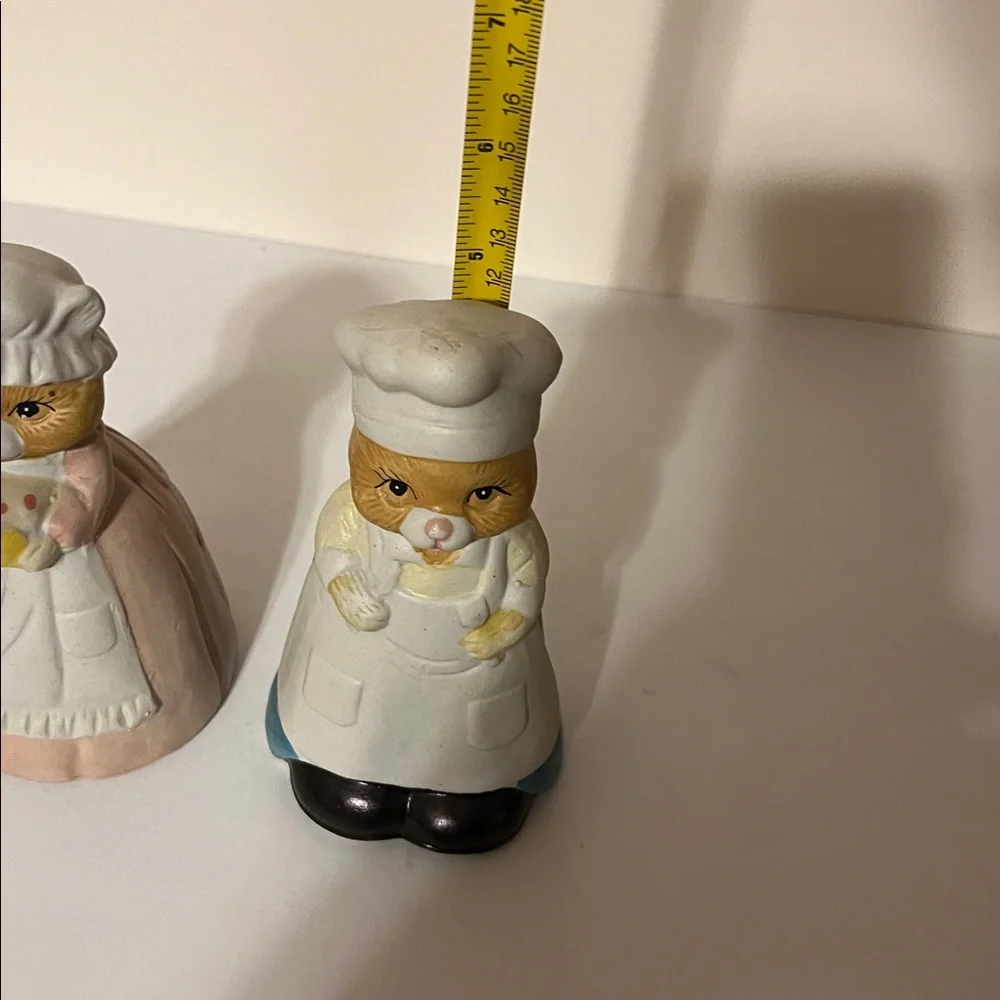Vintage Cat Chef and Baker Set Bell Figurines. Like New
